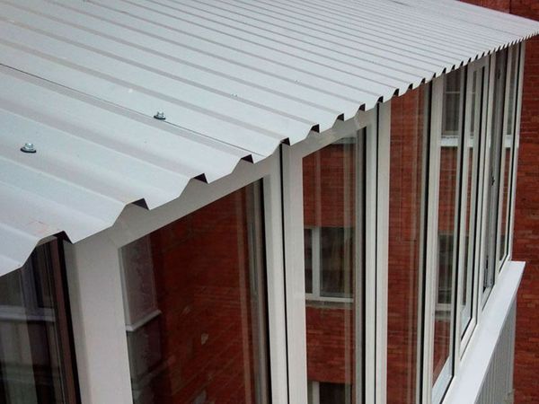 Внешняя отделка балкона в Учалах, цена за м2 с материалами | Балкон  Эксперт